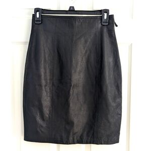 NWT women's junior size 5 vintage black leather pencil skirt.
